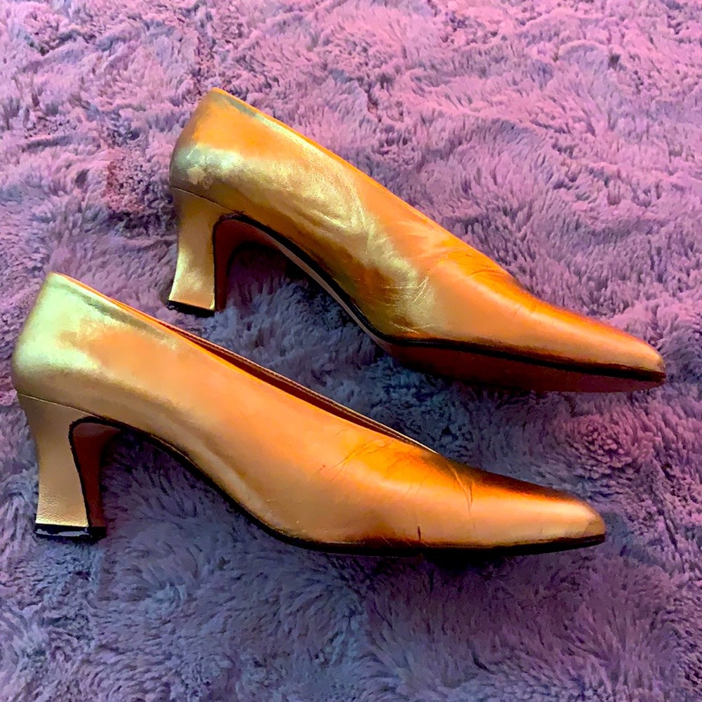 1980s vintage gold leather heels!